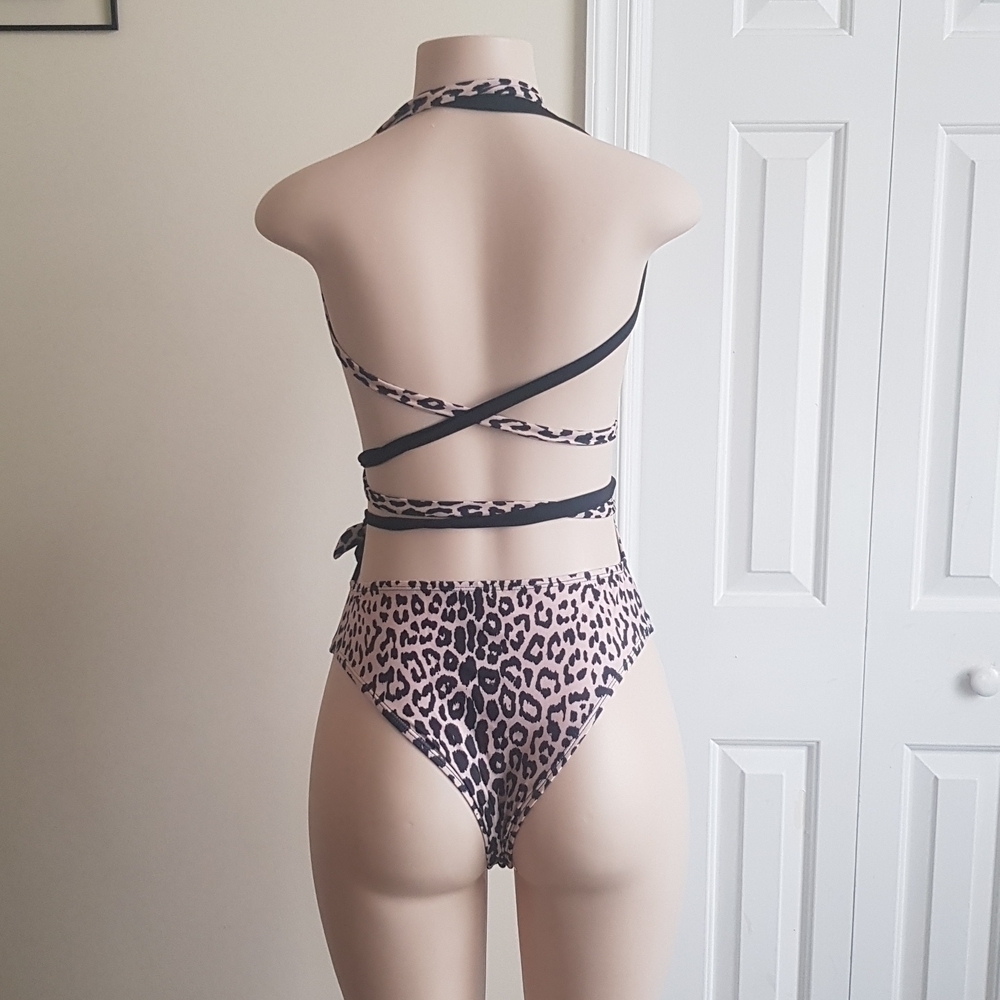 Animal Print One Piece Bathing Swimsuit Size M - Picture 9 of 9